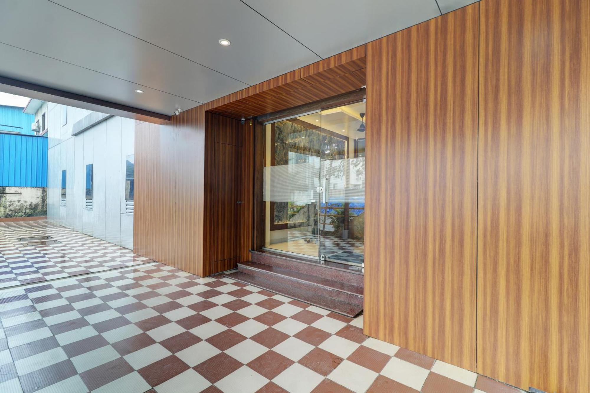 Hotel New Parimeet Residency Navi Mumbai Exterior foto